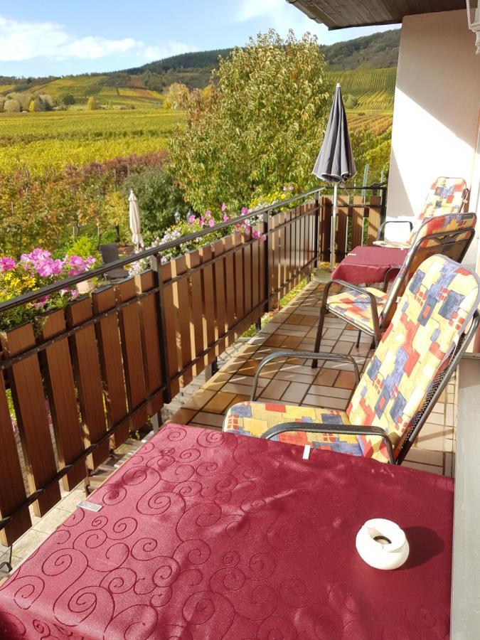 Ferienweinhaus Roemer-Knodt Kröv Екстериор снимка